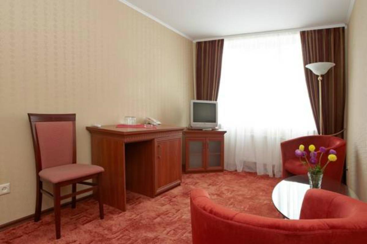 National Hotel Kharkiv Exterior photo