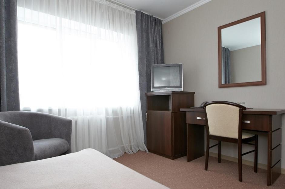 National Hotel Kharkiv Exterior photo